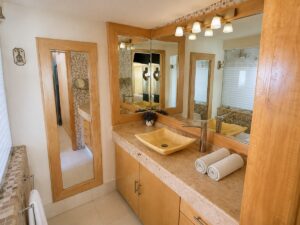 Las Fuentes 34-A, baño de la recámara 1