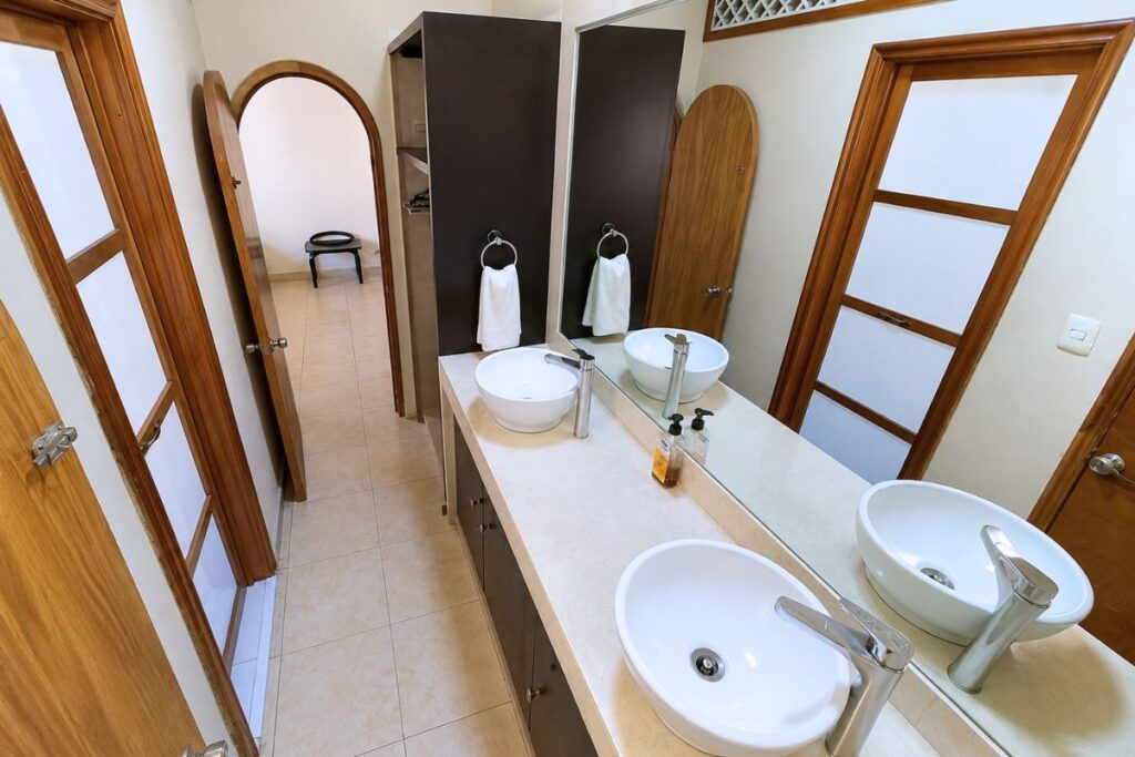 Baño completo de Villa las Fuentes, Cuernavaca