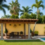 Terraza techada con comedor exterior en Villa las Fuentes, Cuernavaca